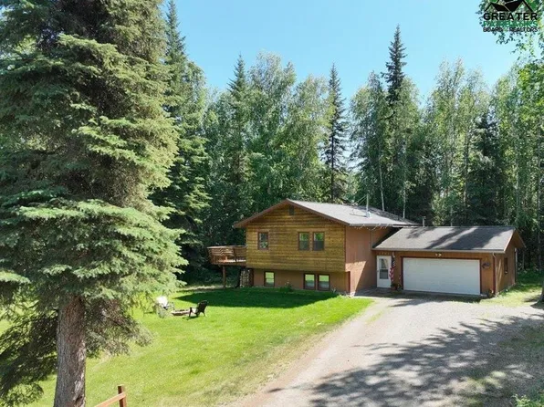 2701 Julie Ln, North Pole, AK 99705