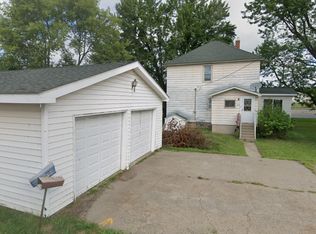 602 Corey Ave, Coleraine, MN 55722