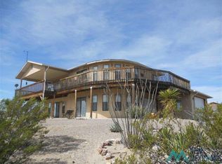 27 Underwood Blvd, Elephant Butte, NM 87935