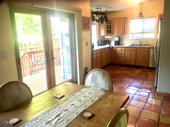 2nd image of 2032 Kingfisher Ct