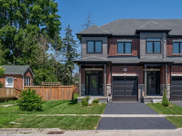 129 Hickory St N, Whitby, ON L1N 3X7