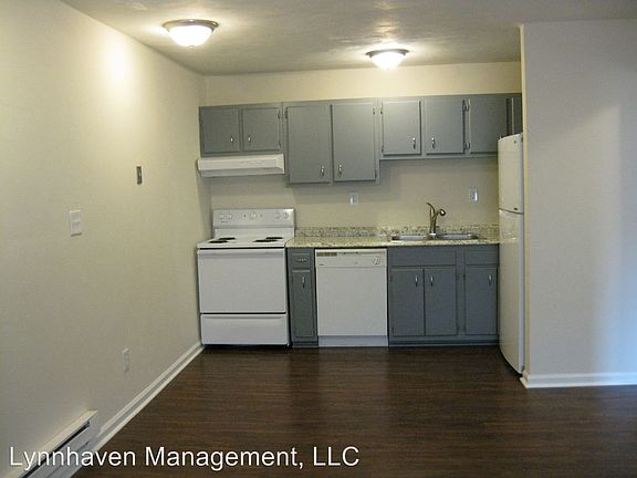 3rd image of 1372 W Ocean View Ave APT 205