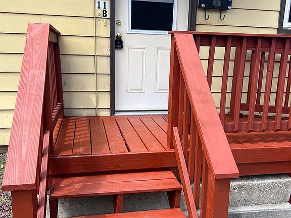 2nd image of 11 Chestnut St #11399417
