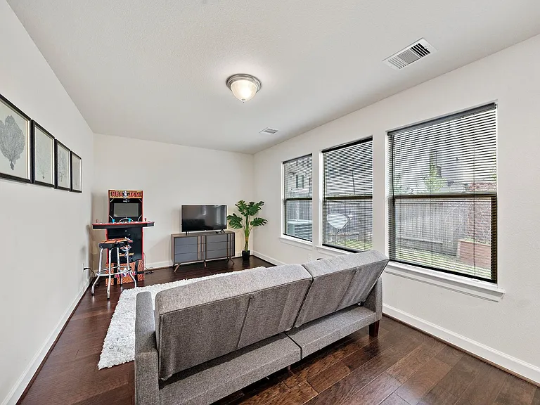 1510 Brayson Oaks Pl — Photo 21