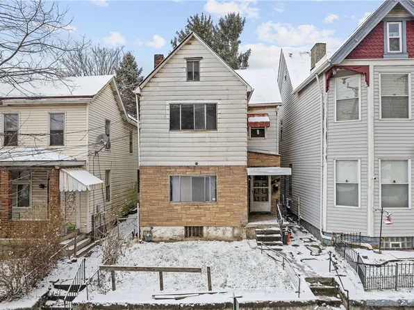 11 Holland Ave, Braddock, PA 15104