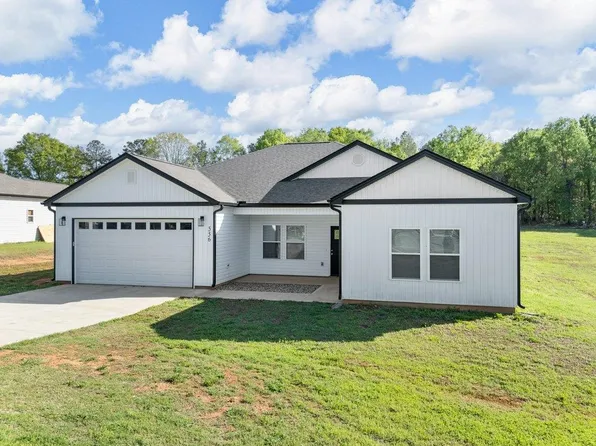 556 Sand Clay Rd, Chesnee, SC 29323