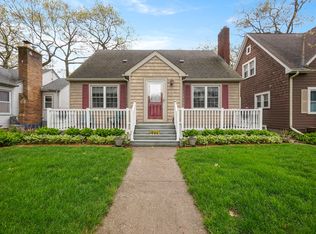 2714 Wicker Ave, Highland, IN 46322