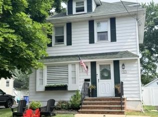 30 E Orchard St, Somerville, NJ 08876