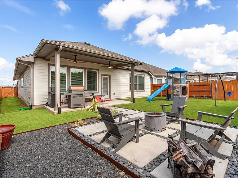 8317 Bestride Bnd — Photo 24