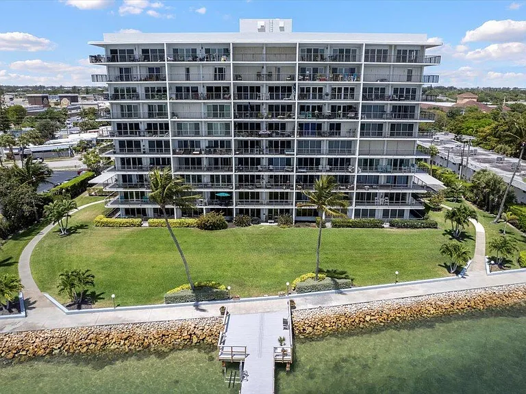 3040 Lake Shore Dr #101 — Photo 55