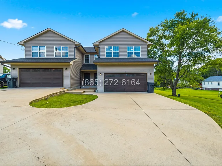 4807 Fennel Rd NE — Photo 2