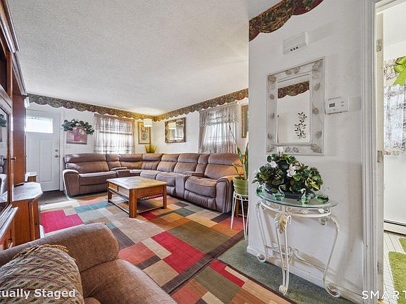 5th image of 340 Jackson Avenue