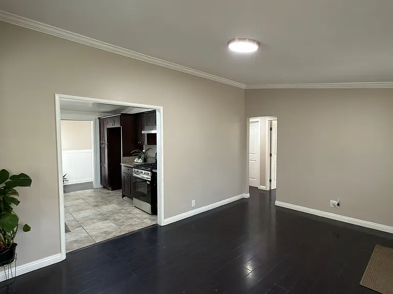 2130 Mountain Ave — Photo 3