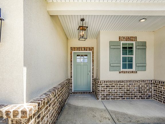 2nd image of 189 Ryan Nicholas Dr
