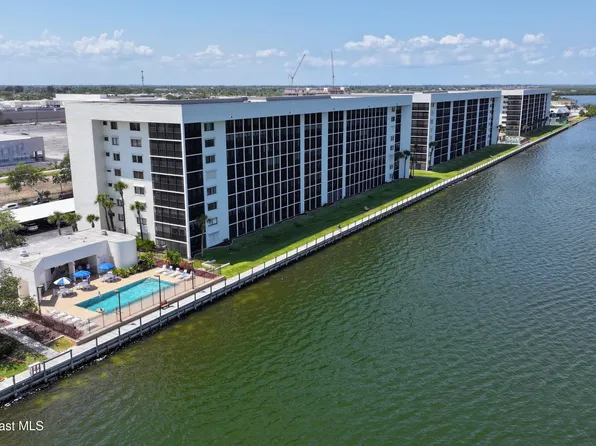 300 S Sykes Creek Pkwy APT 106, Merritt Island, FL 32952