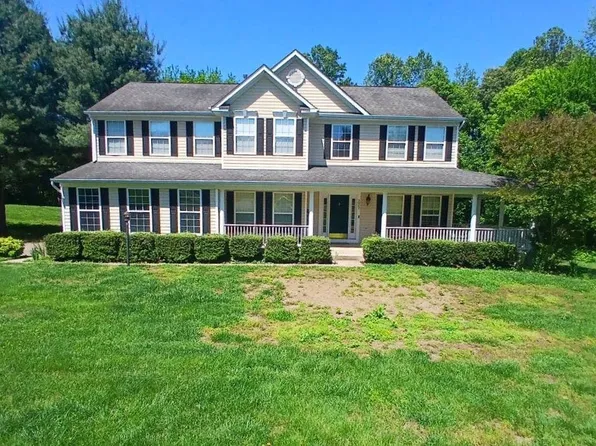 5022 Ridge View Ct, Jeffersonton, VA 22724