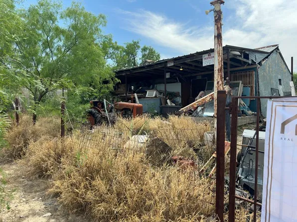 18332 N Indio Blvd, El Indio, TX 78860