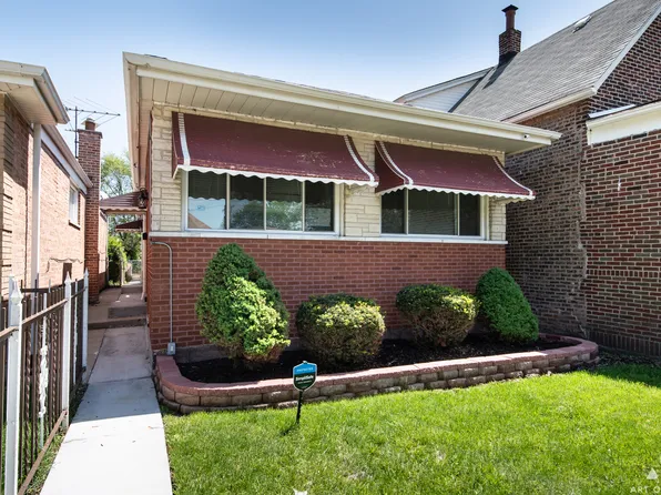 9005 S Union Ave, Chicago, IL 60620
