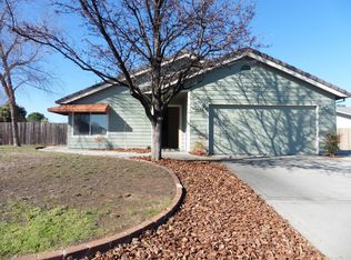 3588 Auburn Dr, Redding, CA 96001