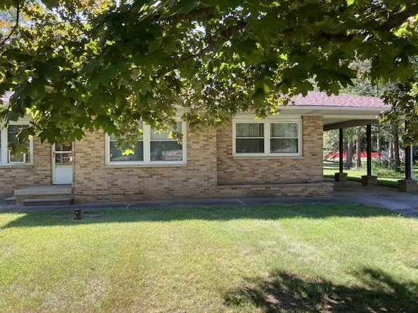(undisclosed Address), Laingsburg, MI 48848