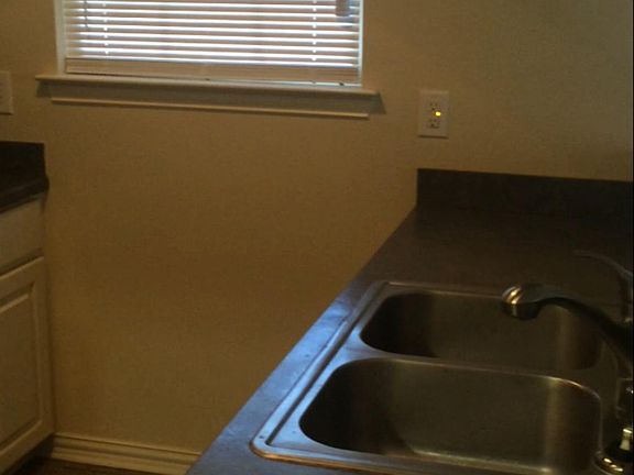5th image of 5530 Brookview Ct