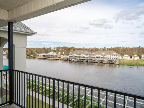 12389 River Highlands Dr