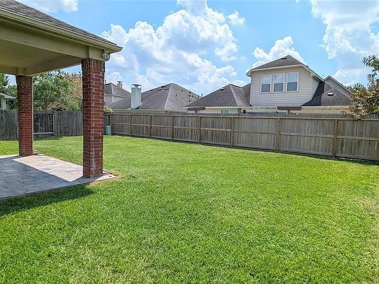 20909 Springport Ct — Photo 35
