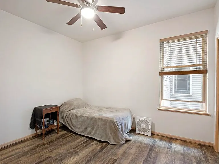 1092 Walnut Ave #107 — Photo 12