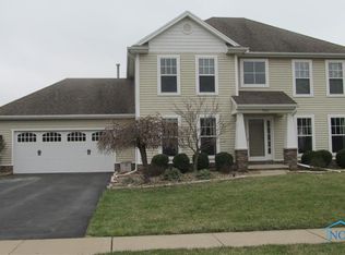 7031 Saddleback Rd, Maumee, OH 43537