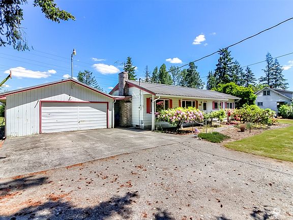 5th image of 6619 44th Avenue E