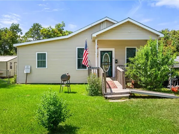 505 Pine St, Colfax, LA 71417