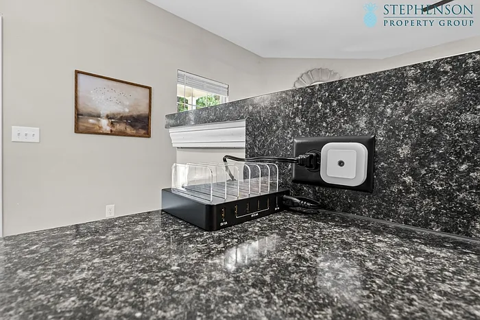 217 Whispering Oak Ln — Photo 23