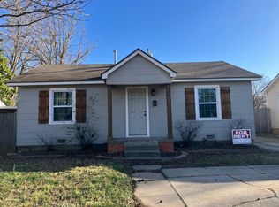 906 W Comanche St, Norman, OK 73069