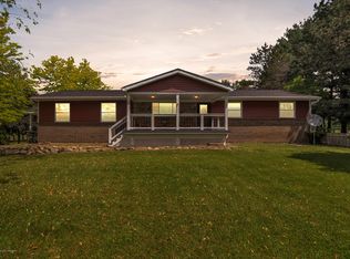 7050 N Gregory Rd, Fowlerville, MI 48836