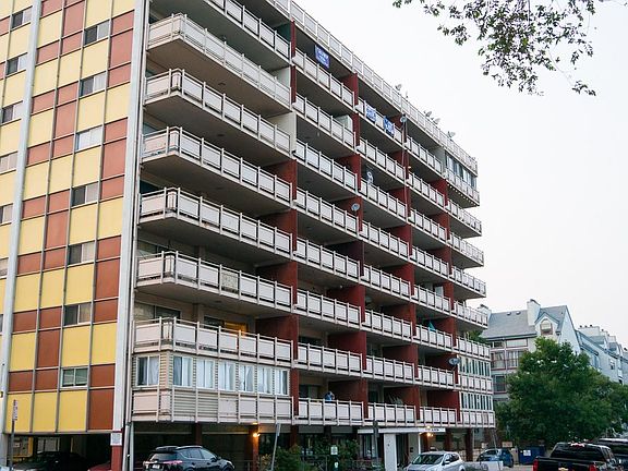 3rd image of 1121 N Albion St APT 808
