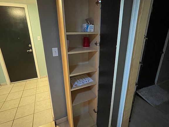 4th image of 313 E Calle Arizona