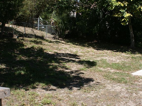 3rd image of 103 Sunnyside Dr