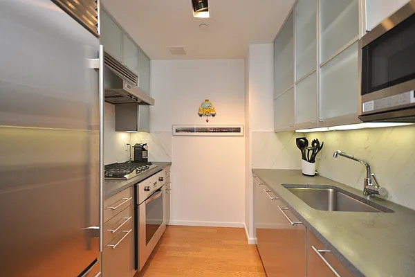 Rented by Corcoran | media 26