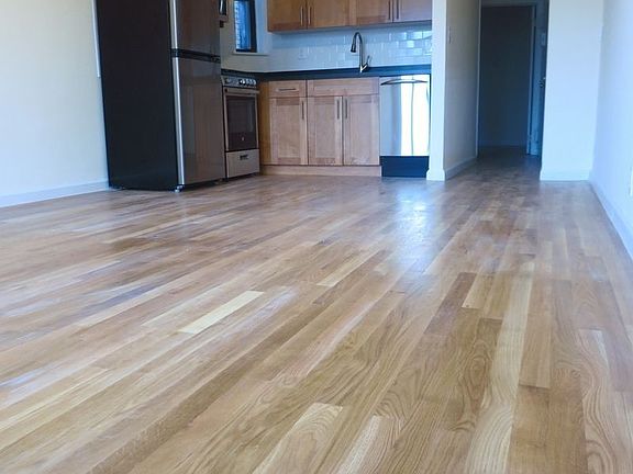 3rd image of 410 E 74th St APT 7A