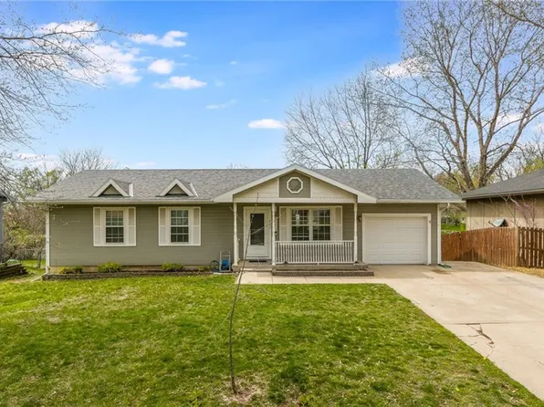 1402 Rose St, Kearney, MO 64060