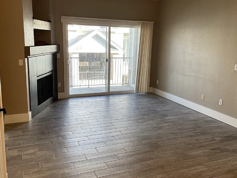 4451 S Ammons St #2-301 — Photo 2