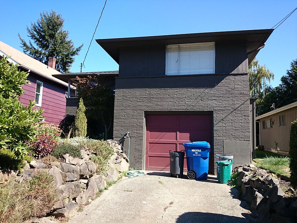2nd image of 4418 50th Ave S