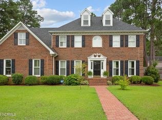 1102 Perry Woods Pl, Kinston, NC 28501