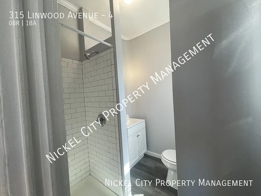 315 Linwood Avenue - Unit 4 — Photo 4