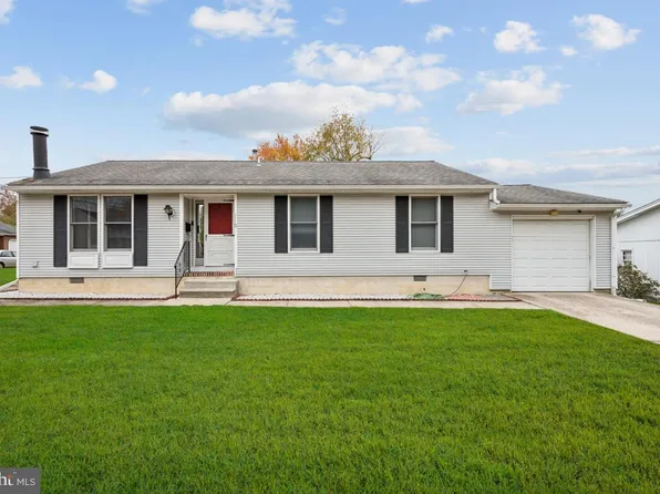 1110 Pope St, Burlington, NJ 08016