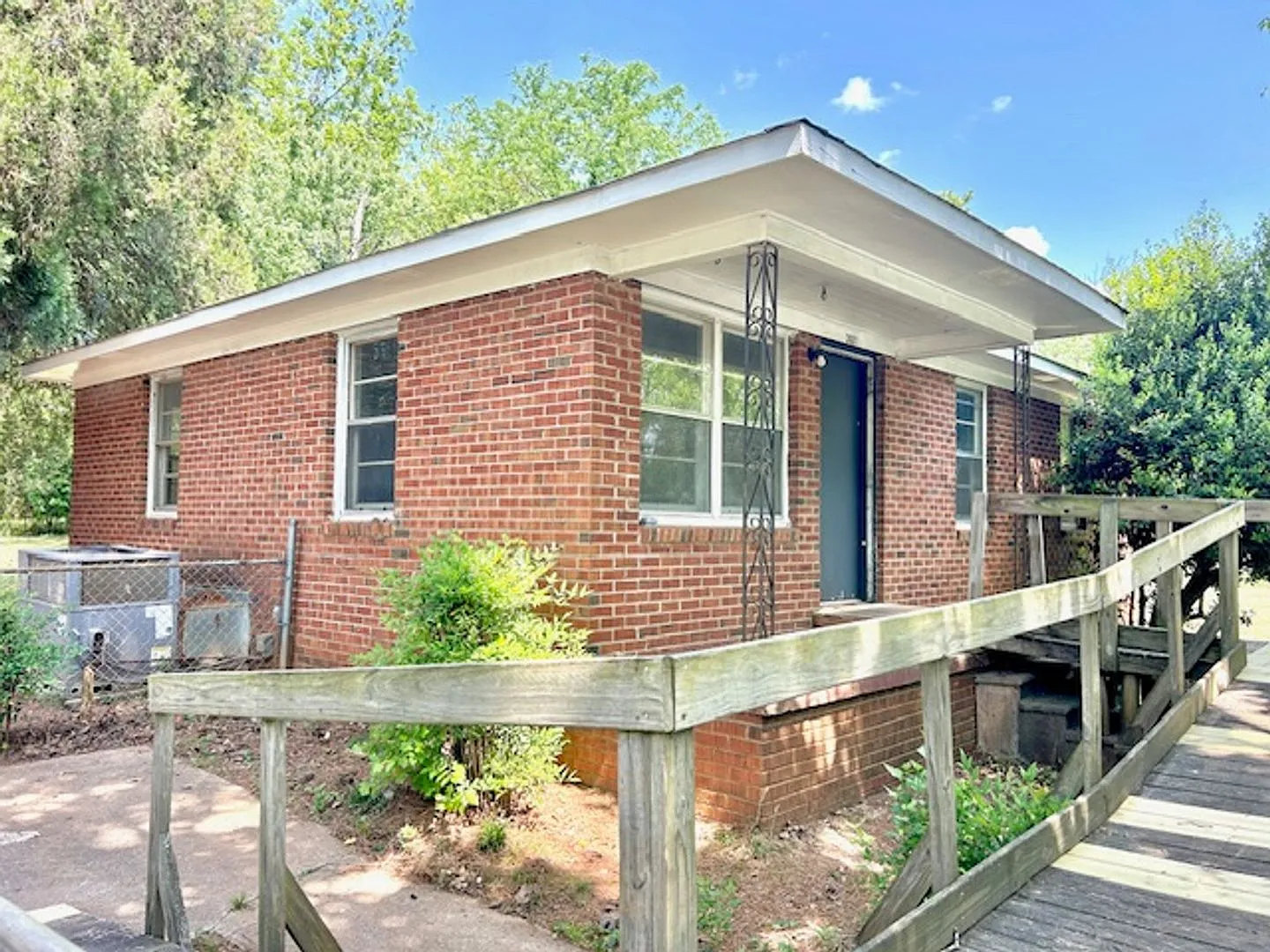 Cozy & Convenient Living on Fay Street Great Location! Coming soon! — Photo 2