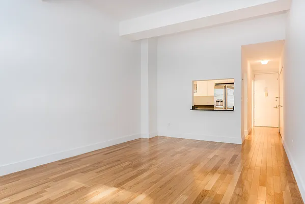 Rented by R New York | media 13