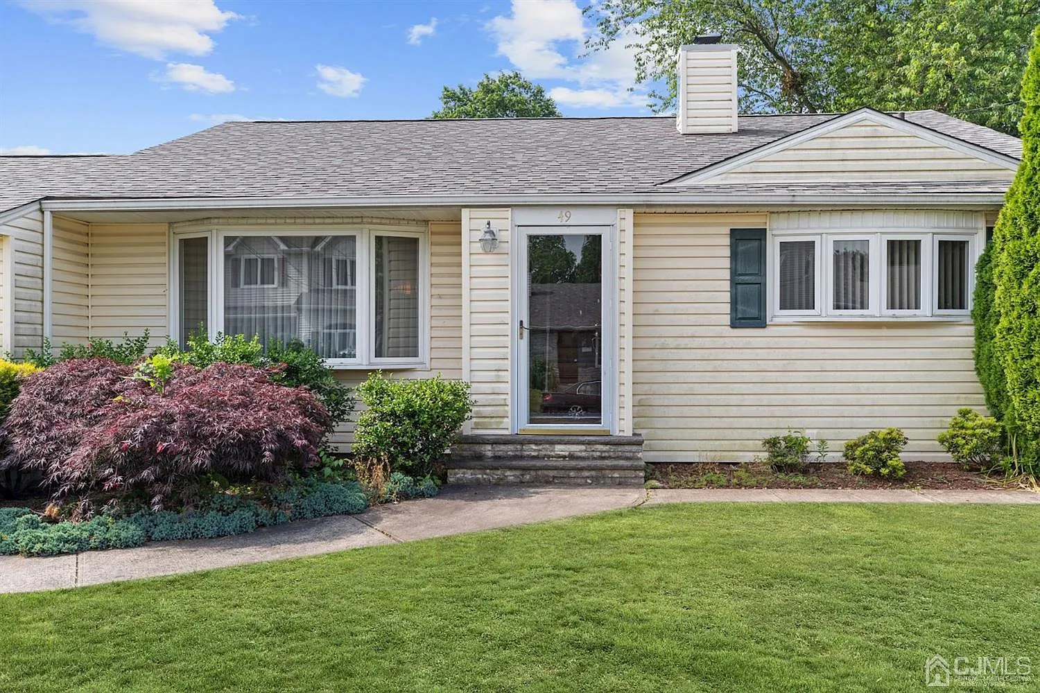 49 Albemarle Rd photo 1