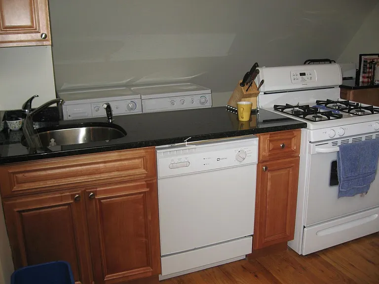 68 Boylston St #A2 — Photo 8