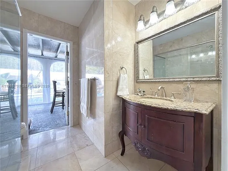 7925 SW 124th St — Photo 33